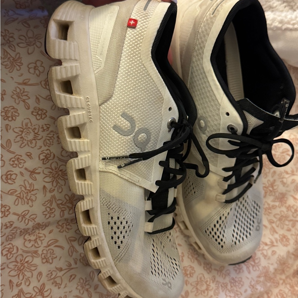 On Cloud Running White and Black CloudTec tennis shoes
